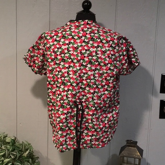 Scrub tops - Picture 3 of 7